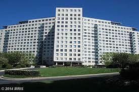 2nd image of 10401 Grosvenor Pl APT 1618