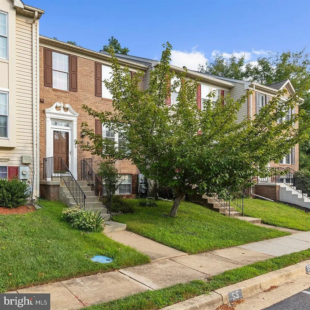 3 bed, 1880 sqft, $2,800 — Photo 1