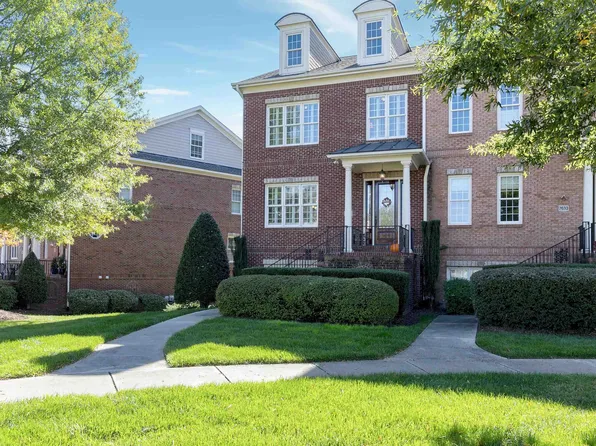 7631 McCrimmon Pkwy, Cary, NC 27519