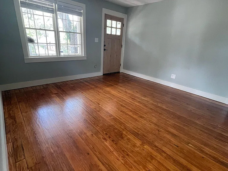 2405 Martin Luther King Jr Blvd #B — Photo 3