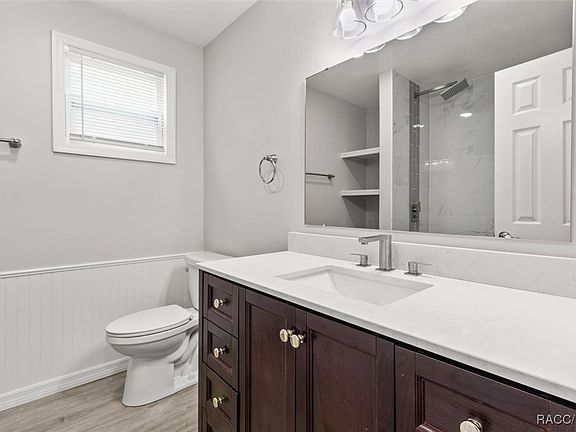 5th image of 1820 E Evelyn St