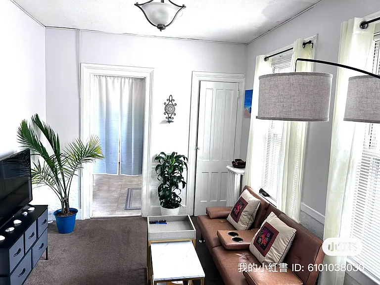 50 Foster St #1 — Photo 2