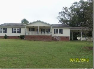 3027 Blacksburg Rd, Grover, NC 28073