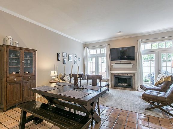 4th image of 4424 Holland Ave APT 304C