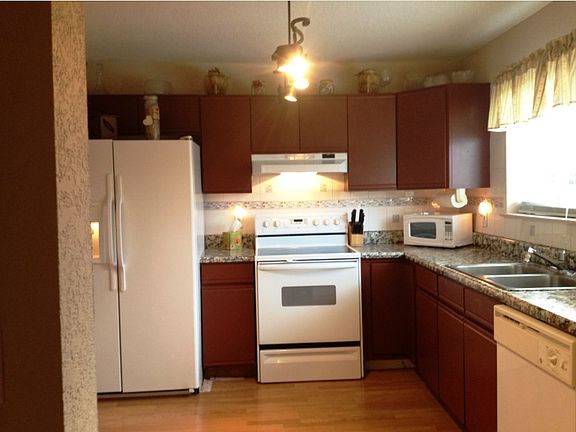 4th image of 6319 Newtown Circle