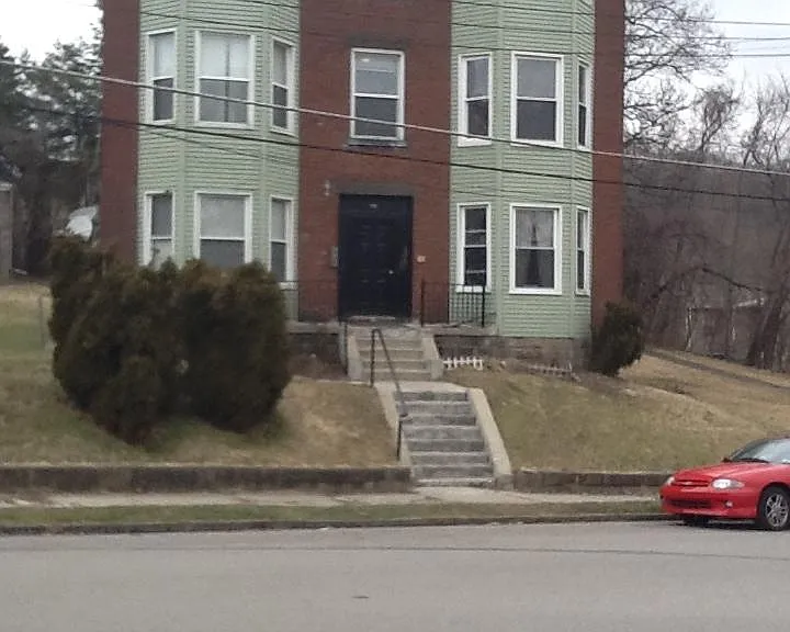 613 Alger St #2 — Photo 1