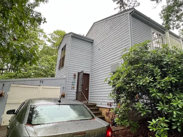 32 Heritage Dr Unit 32, Buzzards Bay, MA 02532