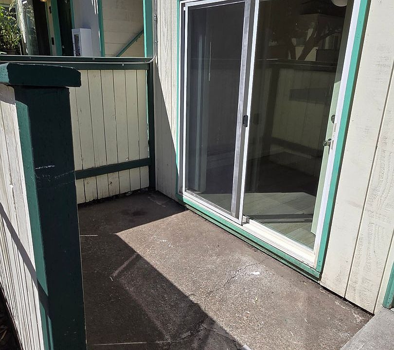 1st image of 1136 NE 181st Ave #415-13