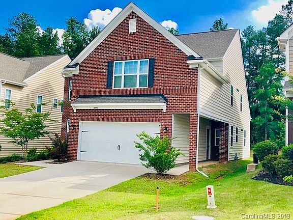 2nd image of 2098 Newport Dr #33