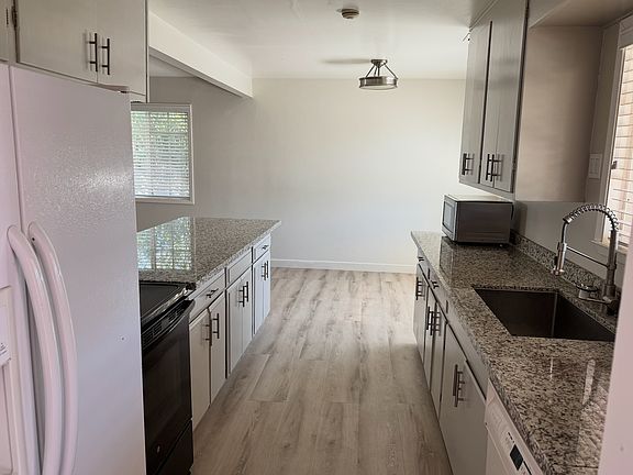 4th image of 2805 Ruth Ct