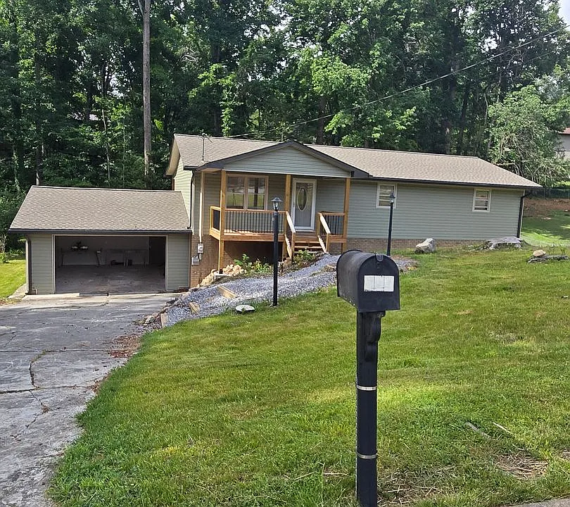 108 Potomac Cir