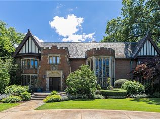 16700 Parkland Dr, Shaker Heights, OH 44120