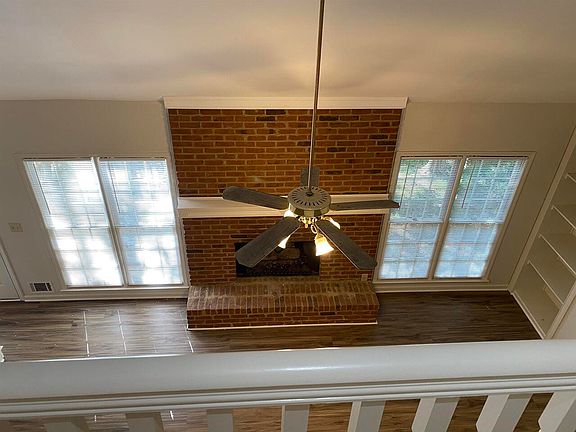 5th image of 2601 Rock Point Ln