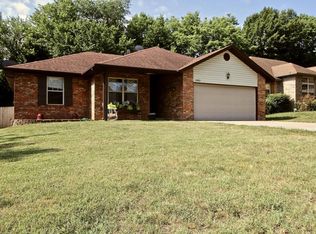 3362 W Erie St, Springfield, MO 65807