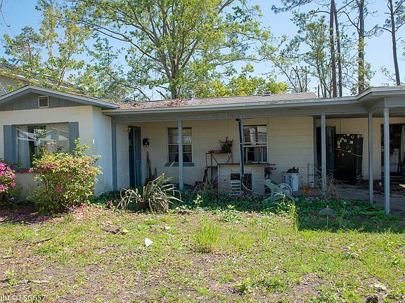 3rd image of 506 9th St