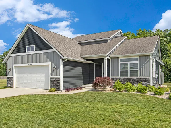 3248 Signal Point Dr, Allegan, MI 49010