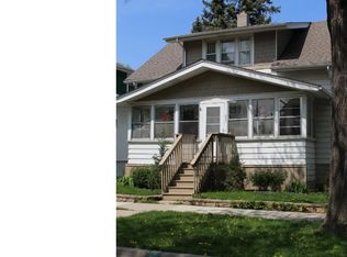 897 James Ave, Saint Paul, MN 55102