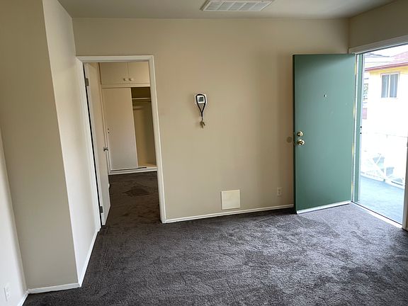 4th image of 10613 Crenshaw Blvd APT 1