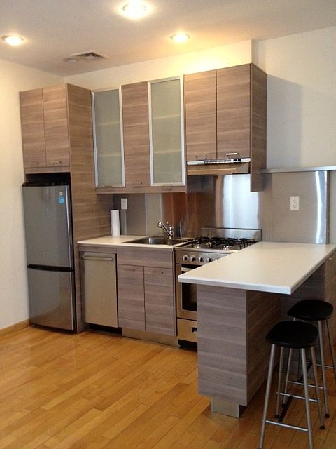 2nd image of 112 W 72nd St APT 7E