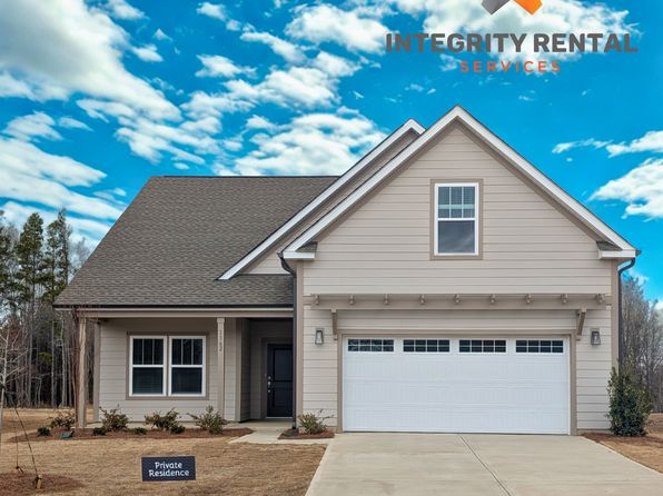 1162 Links Crossing Dr