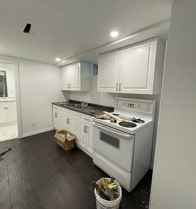 1st image of 3009 Avondale Ave