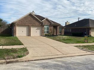 204 Wood Hollow Dr, League City, TX 77573