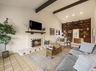 11139 Hortense St, Toluca Lake, CA 91602