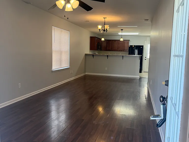 2825 Virginia Woods Cv — Photo 2