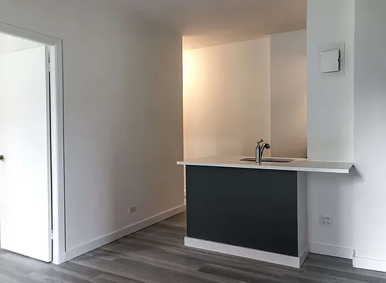 Rented by Kahen Properties | media 2