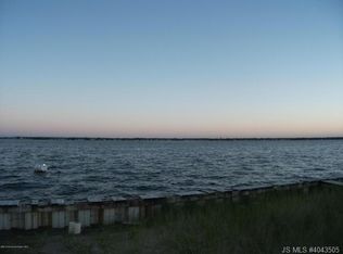 35 Bay Shore Dr, Toms River, NJ 08753