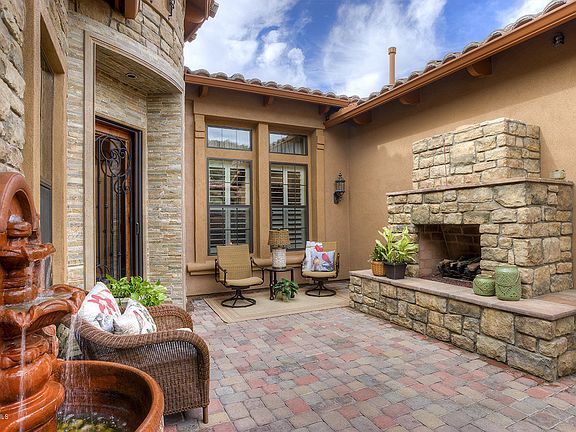 3rd image of 3614 N BOULDER CANYON Street N