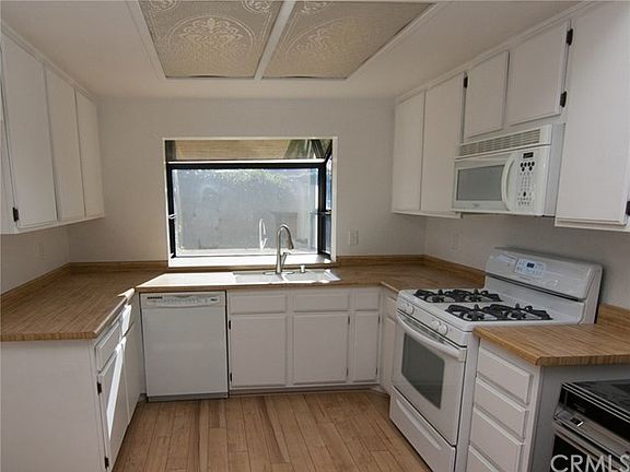5th image of 3745 Garden Ct