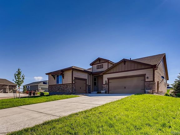 3rd image of 5554 Harbor Town Dr