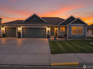 906 3rd Ave NE, Quincy, WA 98848