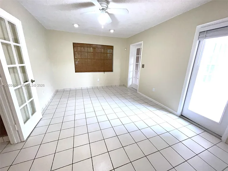 1556 San Benito Ave — Photo 5