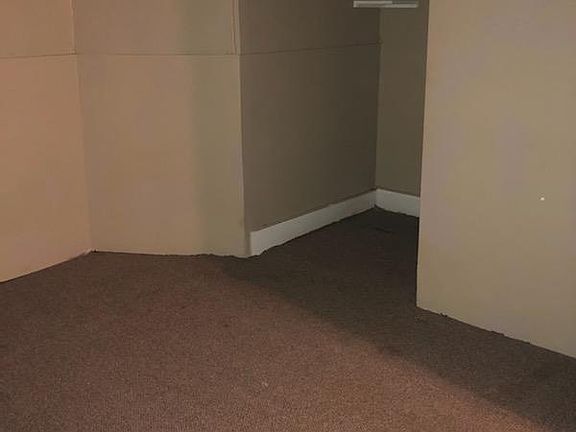 3rd image of 80 William St APT G