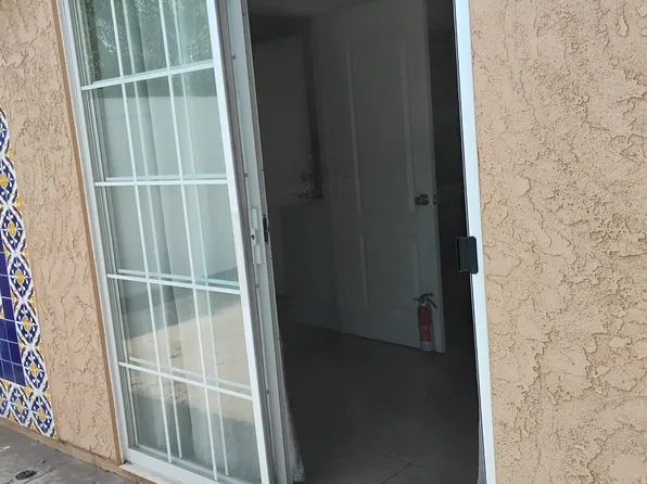 7626 Della St #A, Riverside, CA 92503