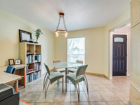 5th image of 10518 Berry Knoll Dr