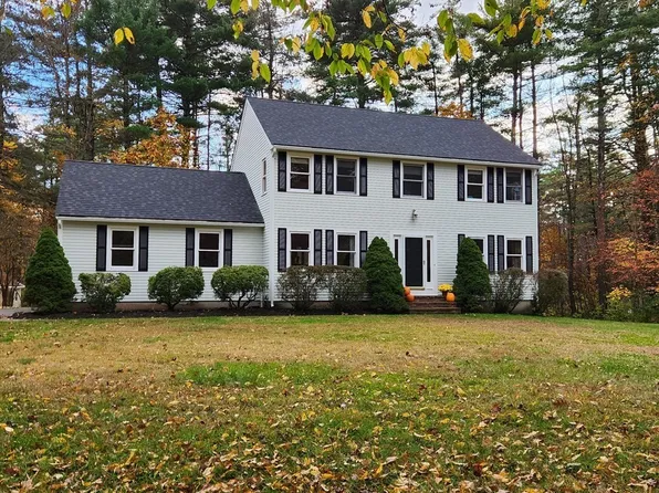 3 Country Club Rd, Sterling, MA 01564