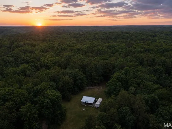 60 Dogwood Ln, Doniphan, MO 63935