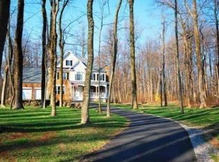 55 Chestnut Coombe Ln, Paris, VA 20130