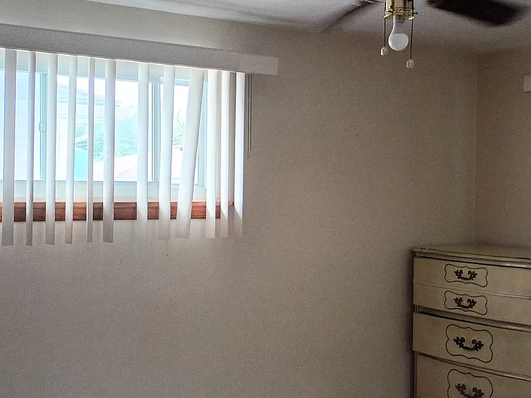 40 N Parker Ave — Photo 6