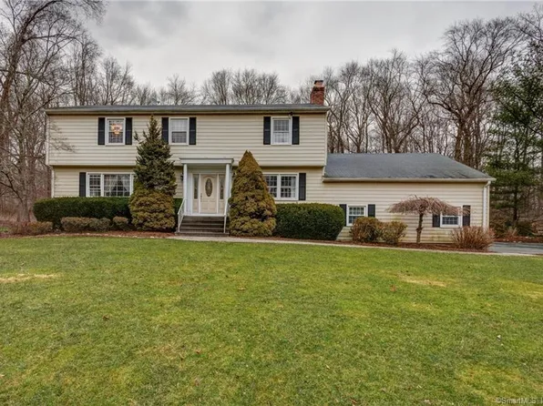 101 Pease Road, Woodbridge, CT 06525