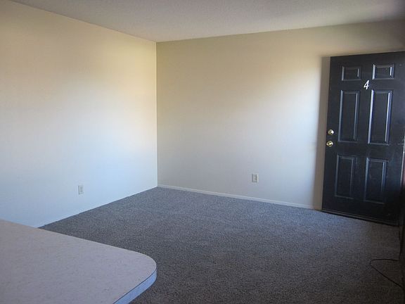 2nd image of 2714 6th Ave #4