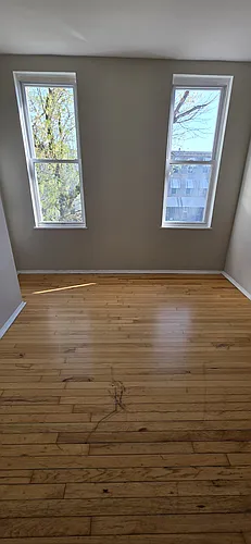1828 W Lombard St Photo 1
