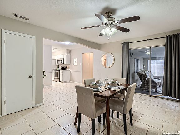 3rd image of 305 MELISSA CT