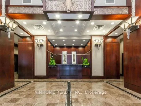 35 Balmuto St, Toronto, ON