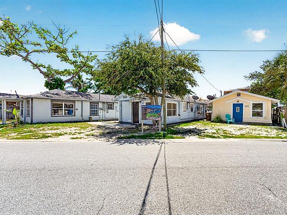 3rd image of 249 BOCA CIEGA DRIVE