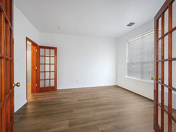 1700 Little River Ct — Photo 8