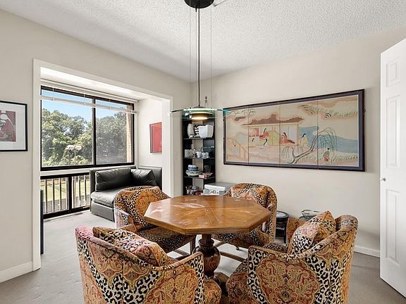 5th image of 250 Hammond Pond Pkwy APT 411N